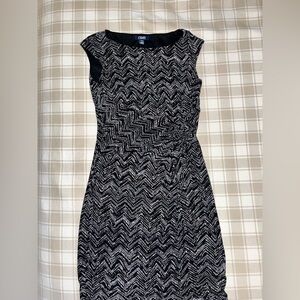 Chaps Black and White Zigzag Midi Dress